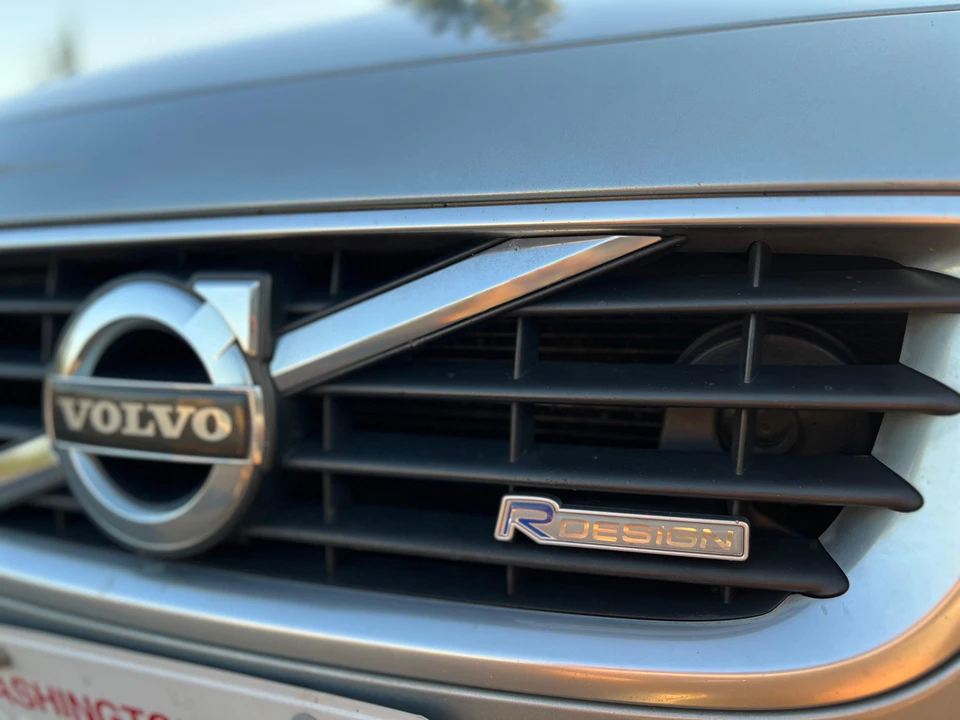 2010 Volvo V50 - Image 18 of 31