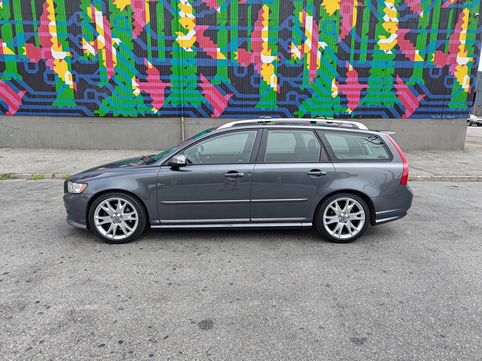 2010 Volvo V50 - Image 10 of 31