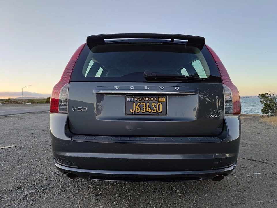2010 Volvo V50 - Image 16 of 31