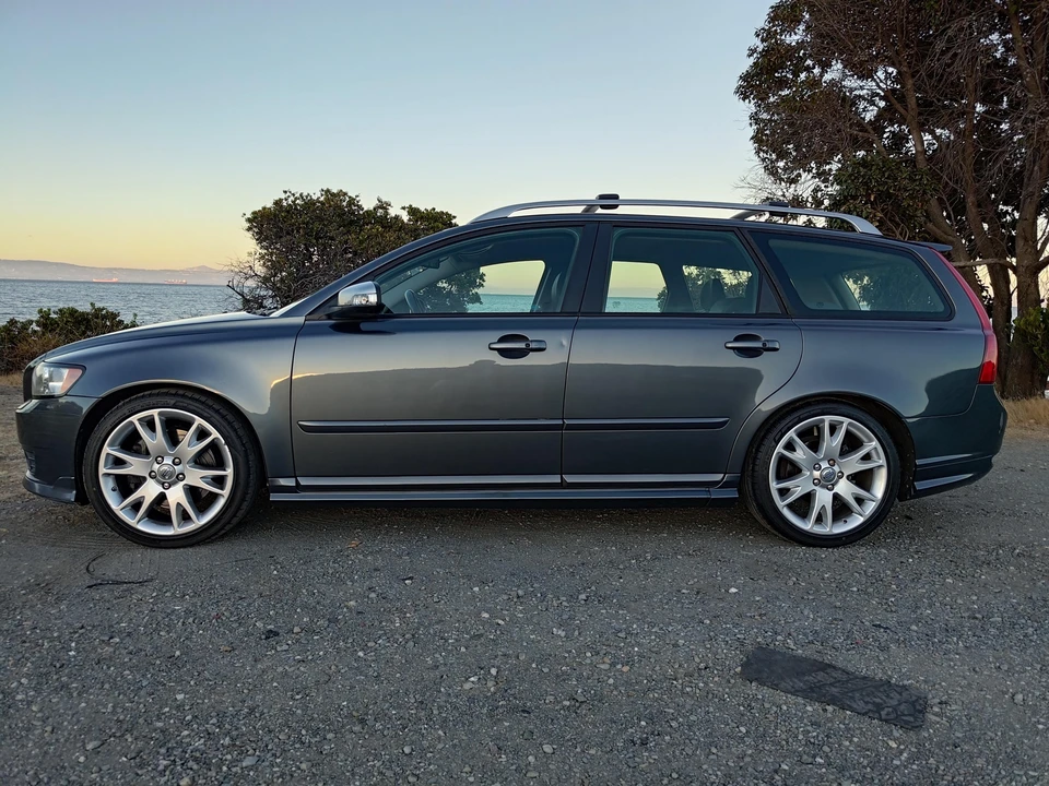 2010 Volvo V50 - Image 12 of 31