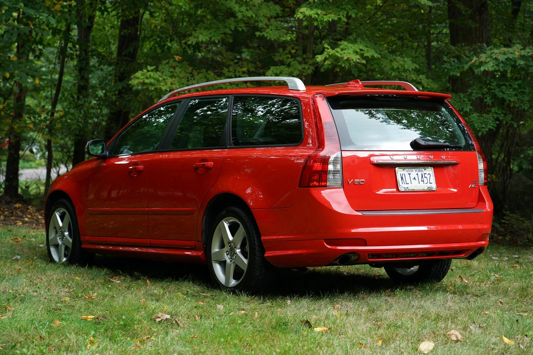 2010 Volvo V50 - Image 11 of 31