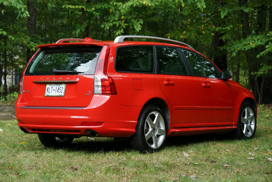 2010 Volvo V50 - Image 15 of 31