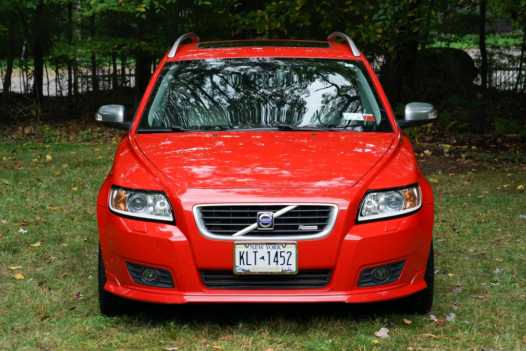 2010 Volvo V50 - Image 6 of 31