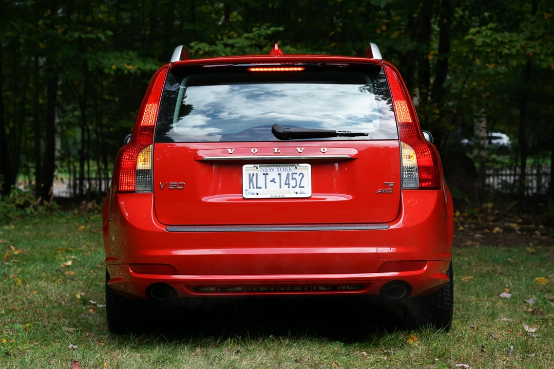 2010 Volvo V50 - Image 13 of 31
