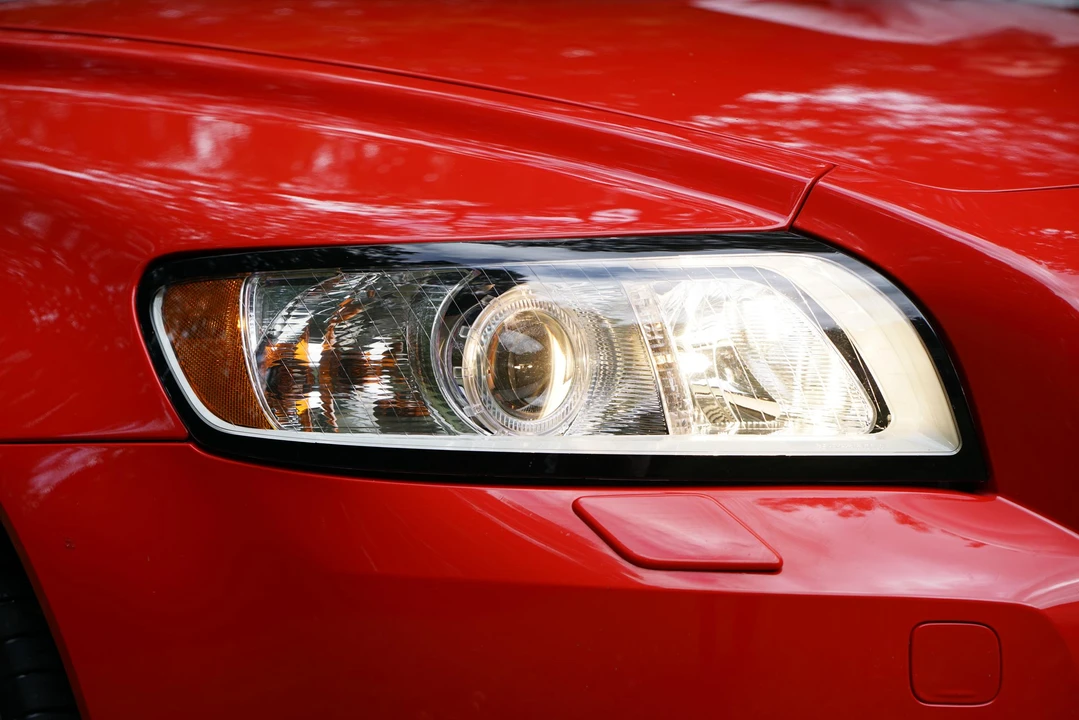 2010 Volvo V50 - Image 24 of 31