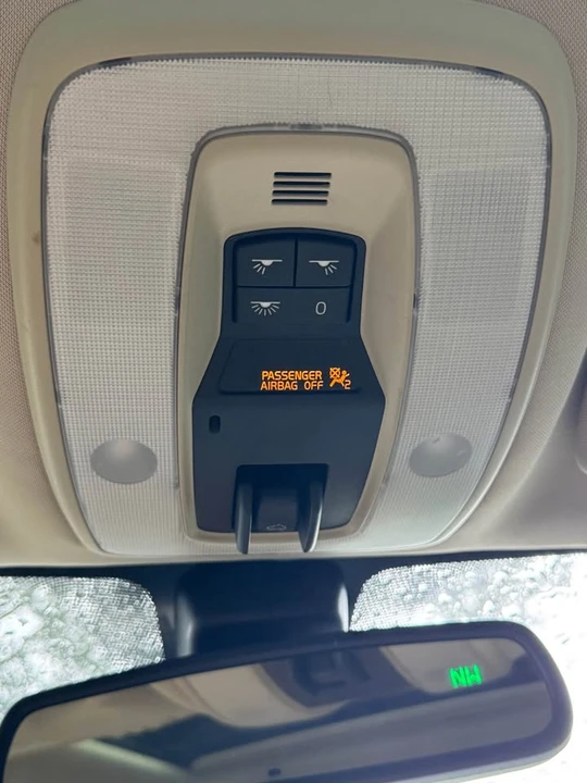 2010 Volvo V70 3rd Gen - Image 7 of 18