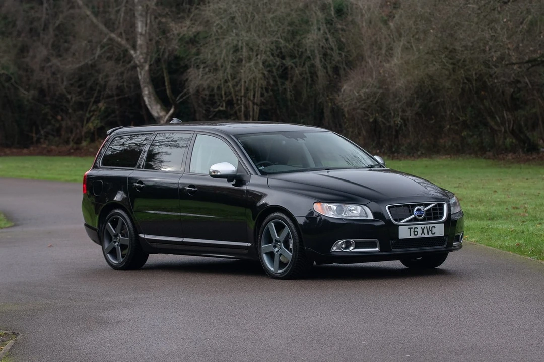 2025 Volvo V70 3rd Gen - Image 23 of 30