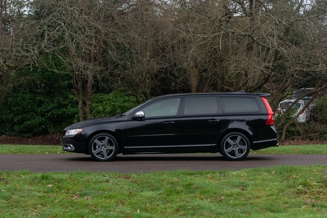 2025 Volvo V70 3rd Gen - Image 27 of 30