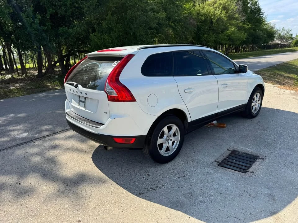 2010 Volvo XC60 1st Gen - Image 7 of 7