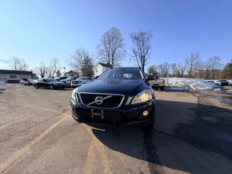 2010 Volvo XC60 1st Gen - Image 2 of 12