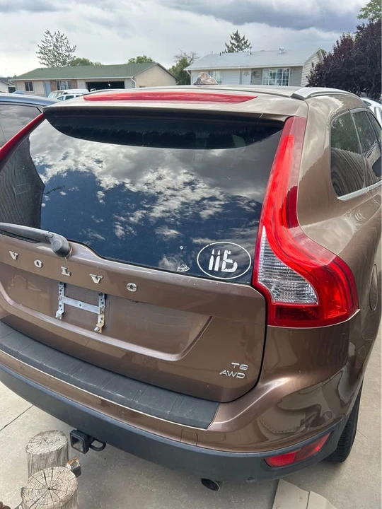 2010 Volvo XC60 1st Gen - Image 6 of 15