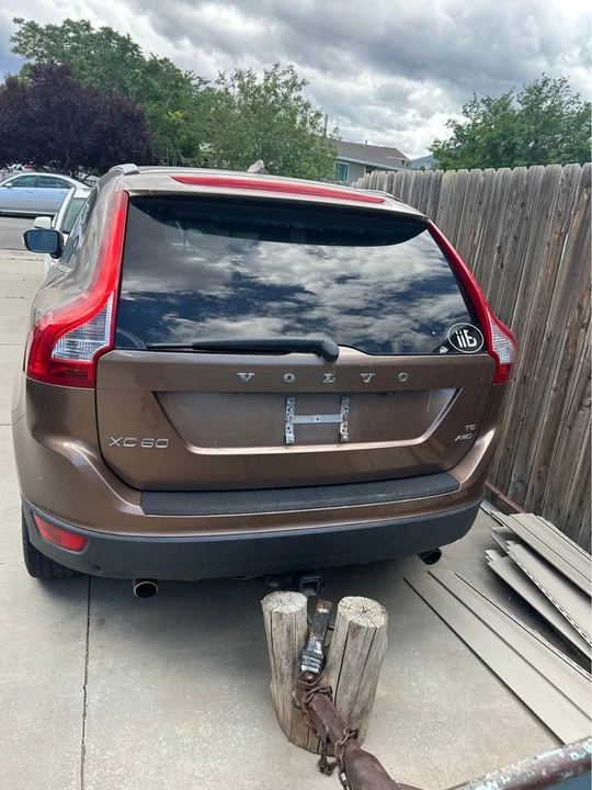 2010 Volvo XC60 1st Gen - Image 4 of 15