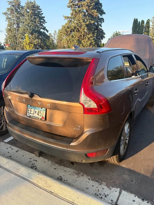 2010 Volvo XC60 1st Gen - Image 3 of 9