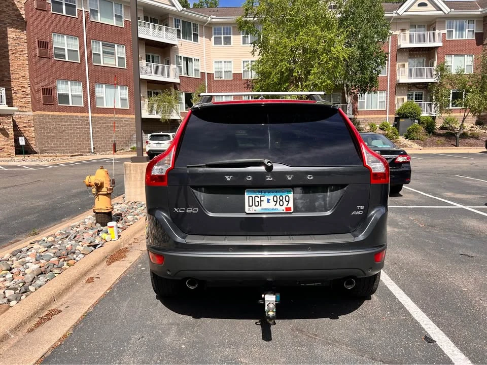 2010 Volvo XC60 1st Gen - Image 5 of 10