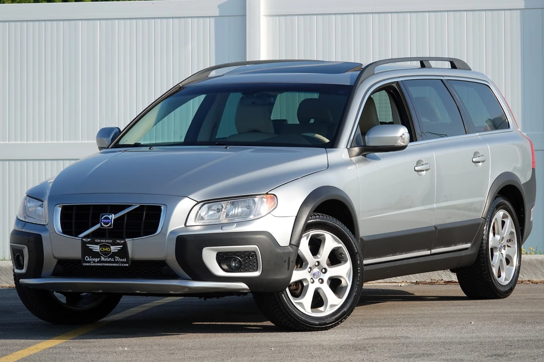 2010 Volvo XC70 3rd Gen - Image 5 of 31