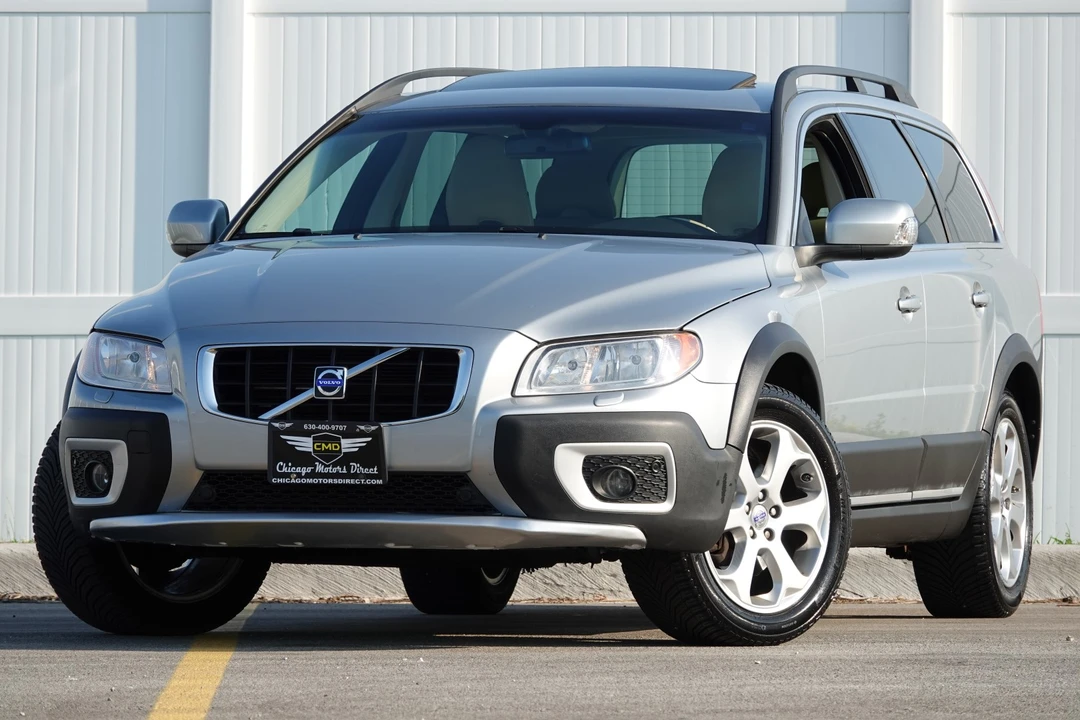 2010 Volvo XC70 3rd Gen - Image 8 of 31