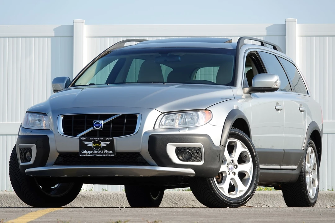 2010 Volvo XC70 3rd Gen - Image 10 of 31