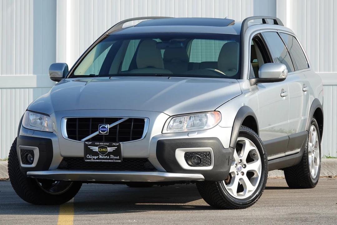 2010 Volvo XC70 3rd Gen - Image 9 of 31