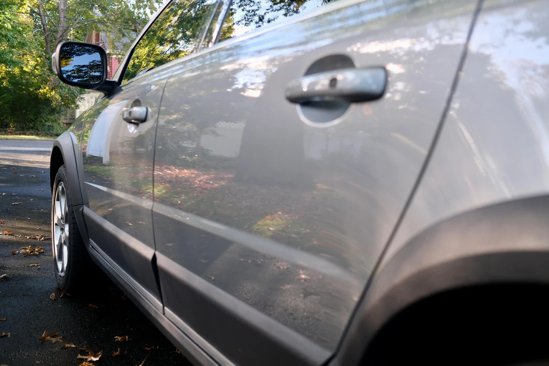 2010 Volvo XC70 3rd Gen - Image 27 of 31