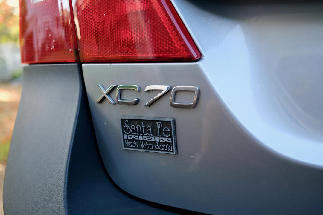 2010 Volvo XC70 3rd Gen - Image 31 of 31