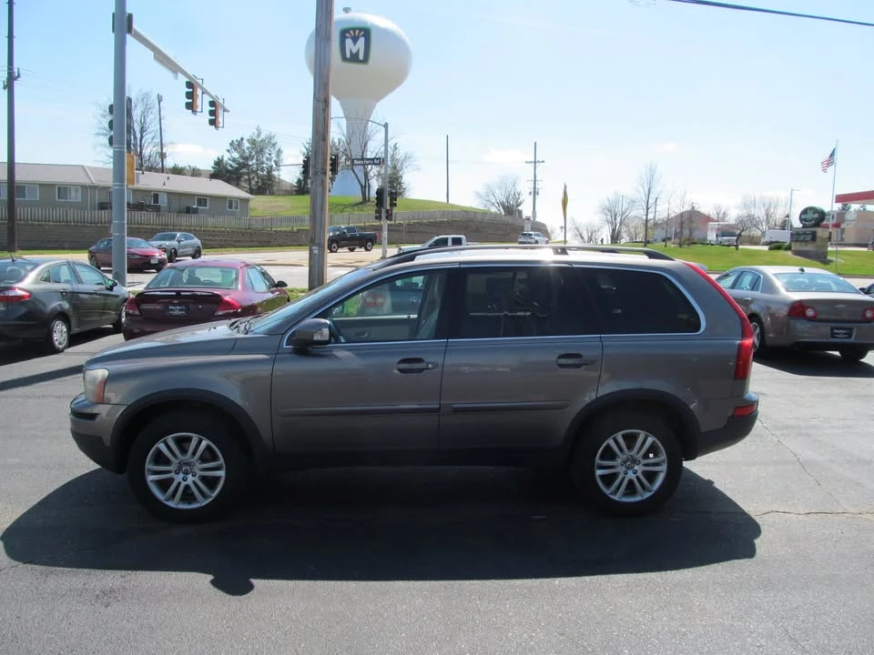 2010 Volvo XC90 1st Gen - Image 2 of 20