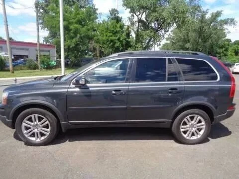 2010 Volvo XC90 1st Gen - Image 2 of 12