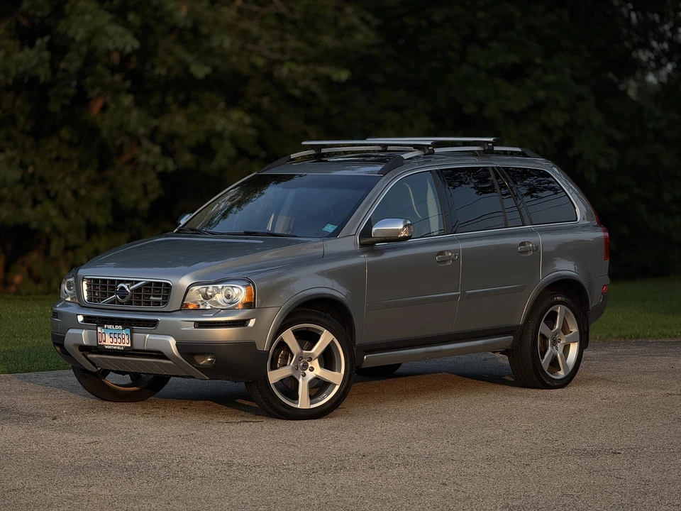 2010 Volvo XC90 1st Gen - Image 2 of 31