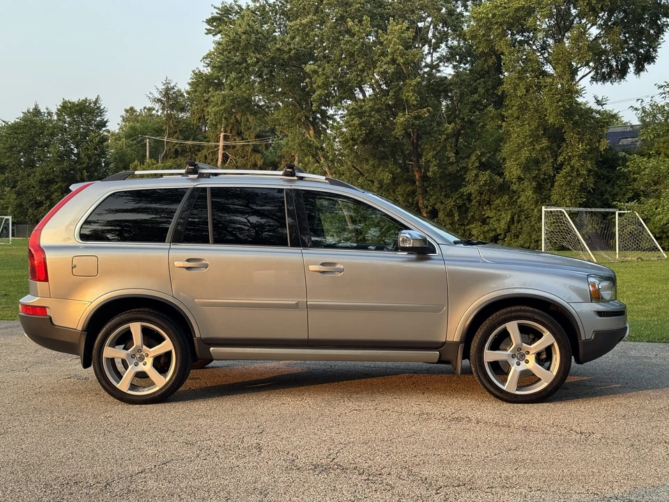 2010 Volvo XC90 1st Gen - Image 10 of 31