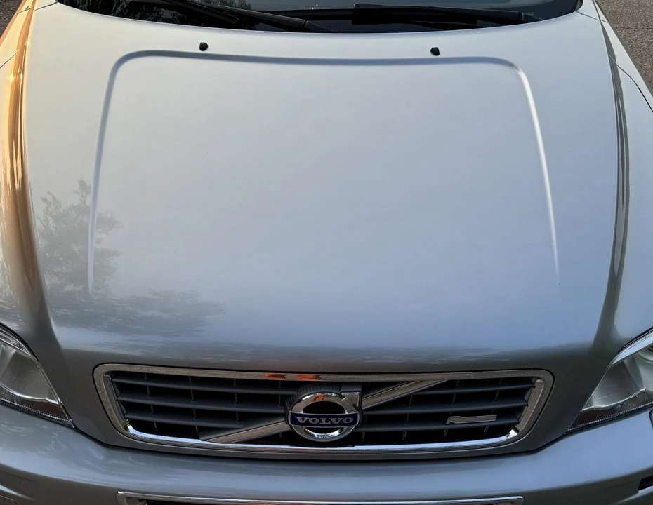 2010 Volvo XC90 1st Gen - Image 21 of 31