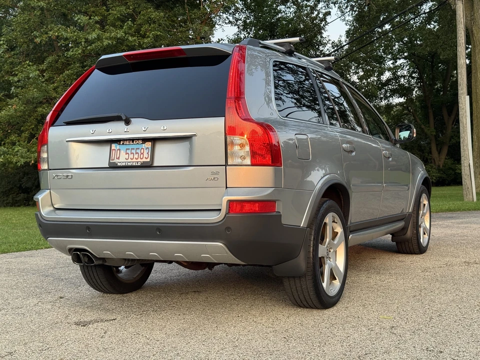 2010 Volvo XC90 1st Gen - Image 13 of 31