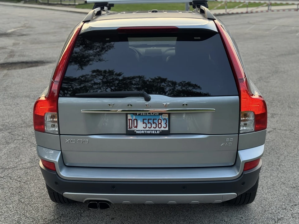 2010 Volvo XC90 1st Gen - Image 16 of 31