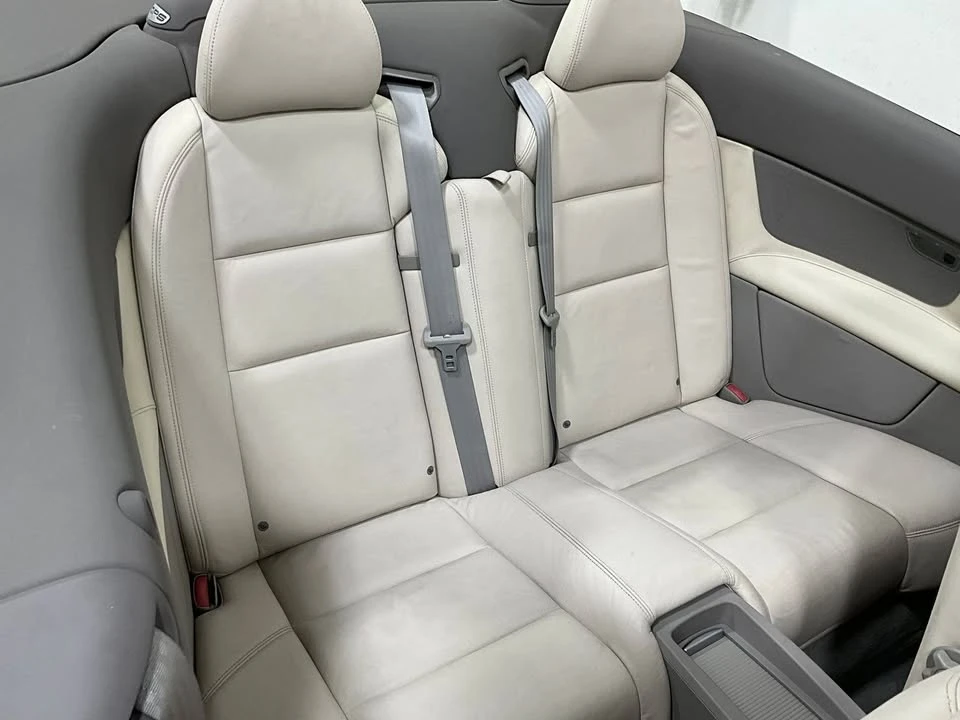 2010 Volvo C70 2nd Gen - Image 15 of 15