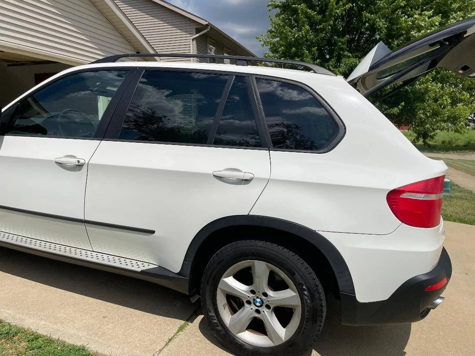 2010 BMW X5 - Image 6 of 11