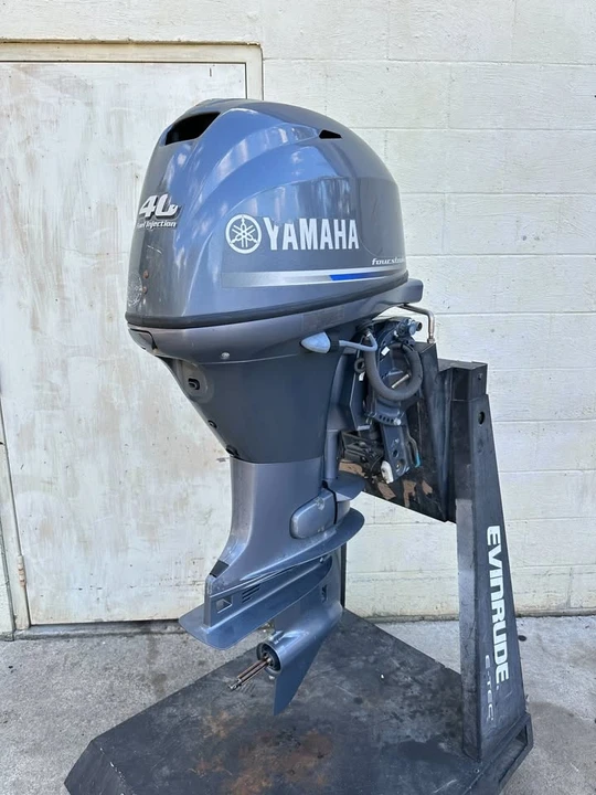 2010 Yamaha - Image 3 of 10