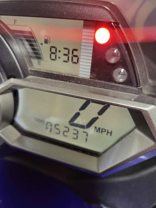 2010 Yamaha - Image 3 of 9