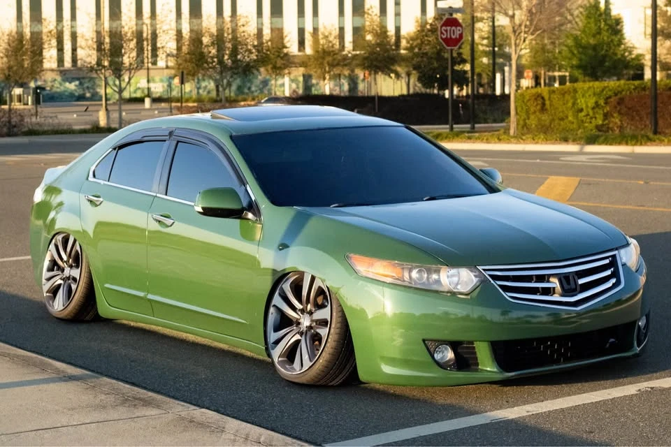 2010 Acura TSX 2nd Gen - Image 2 of 9
