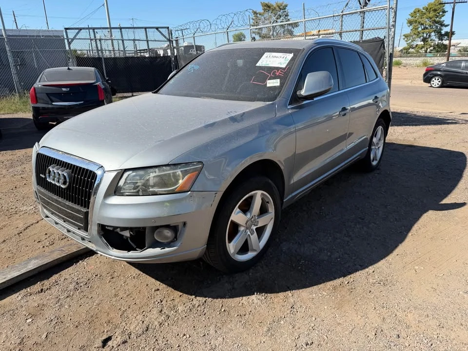 2010 Audi 8R Q5 - Image 2 of 6