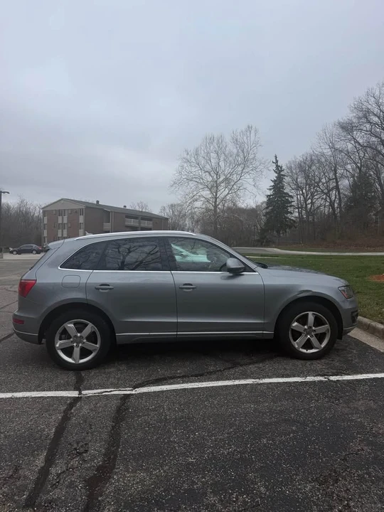 2010 Audi 8R Q5 - Image 3 of 9