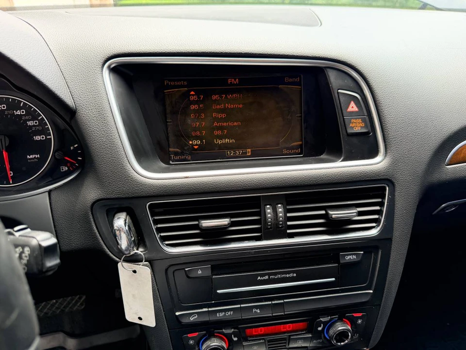 2010 Audi 8R Q5 - Image 6 of 16