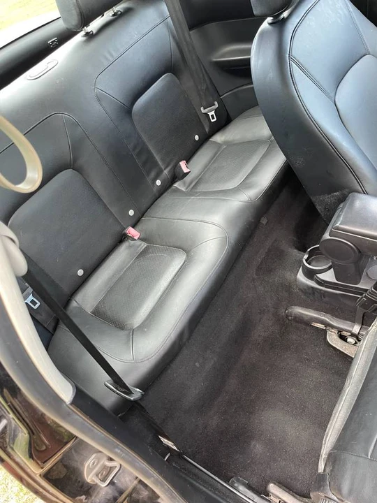 2010 Volkswagen New Beetle - Image 7 of 9