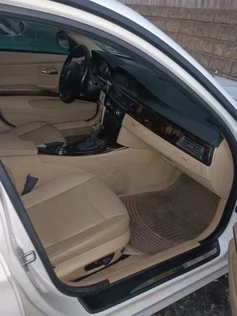 2010 BMW E90 3 Series Sedan - Image 3 of 6