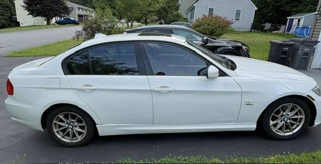 2010 BMW E90 3 Series Sedan - Image 2 of 6