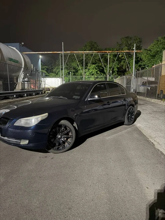 2010 BMW E60 5 Series Sedan - Image 5 of 8