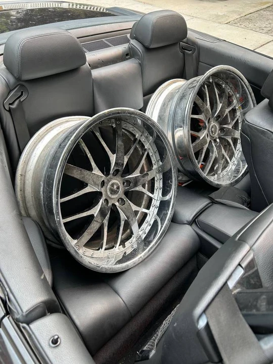2010 BMW E63/E64 645Ci & 650i - Image 16 of 23