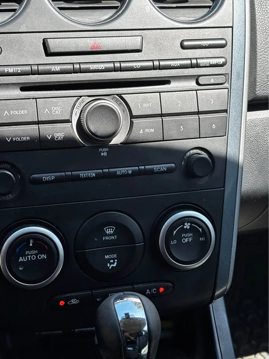 2010 Mazda CX-7 - Image 10 of 10