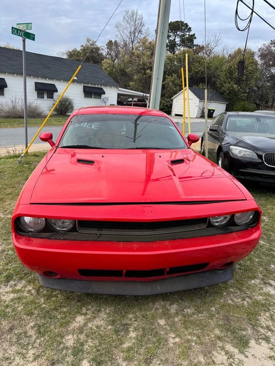2010 Dodge Challenger 3rd Gen - Image 5 of 9