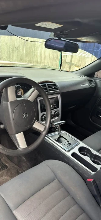 2010 Dodge Challenger 3rd Gen - Image 6 of 9
