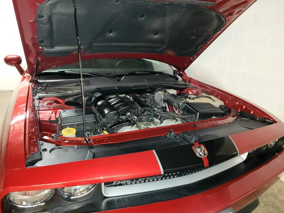 2010 Dodge Challenger 3rd Gen - Image 8 of 10