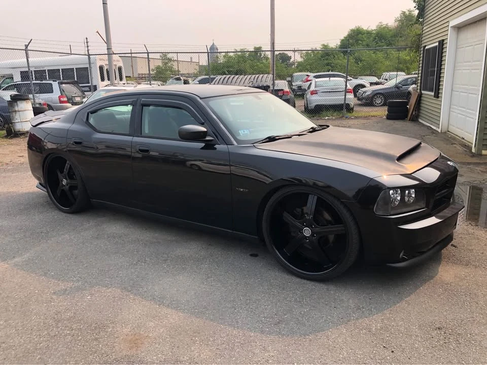 2010 Dodge Charger 6th Gen - Image 2 of 4
