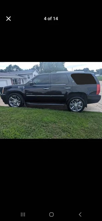 2010 Cadillac Escalade & EXT 3rd Gen - Image 2 of 2